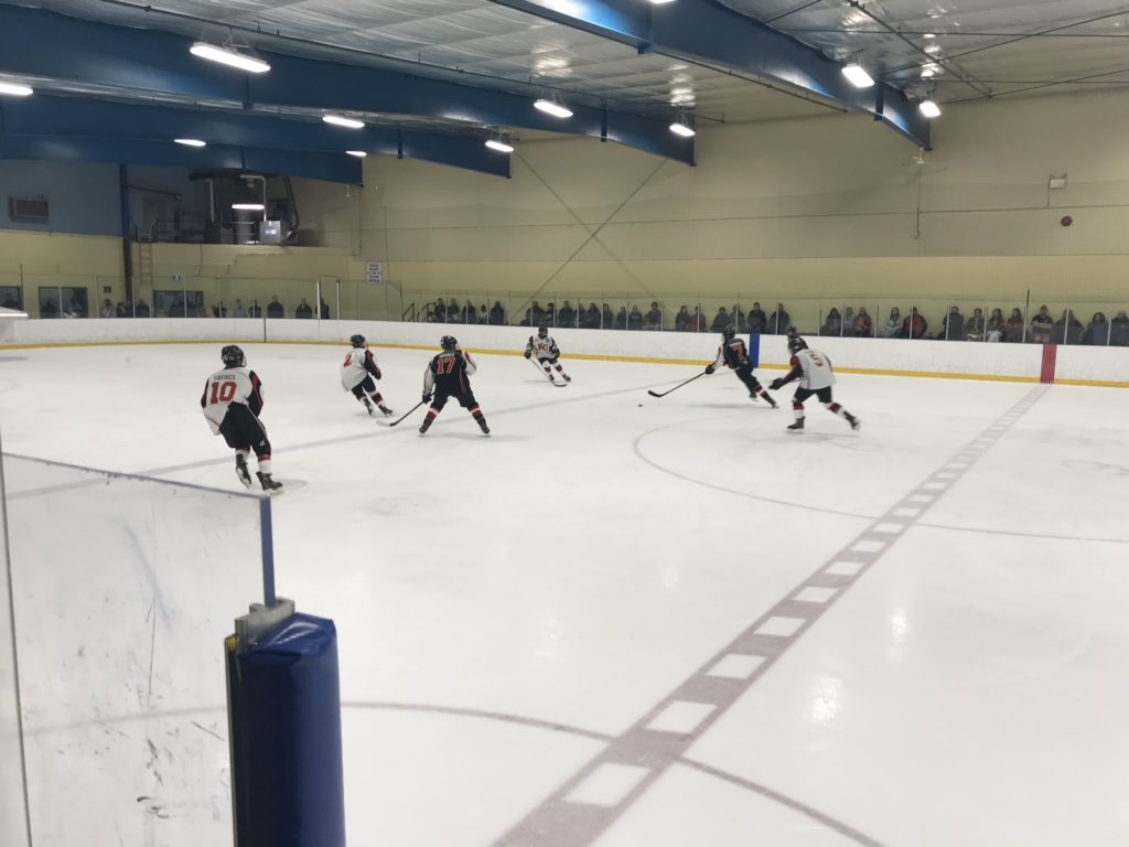 KCAAASquires's tweet image. Action from Game 2️⃣ of the @KofCHockey Bantam AAASquires Tryouts. #ThatsSquiresHockey #ClubHockey #AAATryouts #Process #Effort #Day3 #AMBHL