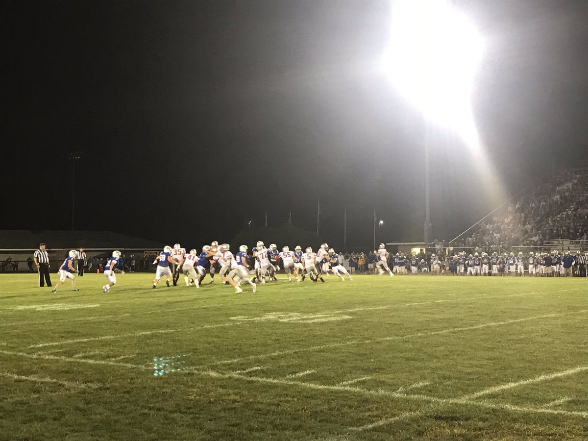 After 3 ... Geneva leads 15-7 after hitting a pass in the back of the end zone...and the 2 pt. conversion...It’s the 4th... Go Eagles!