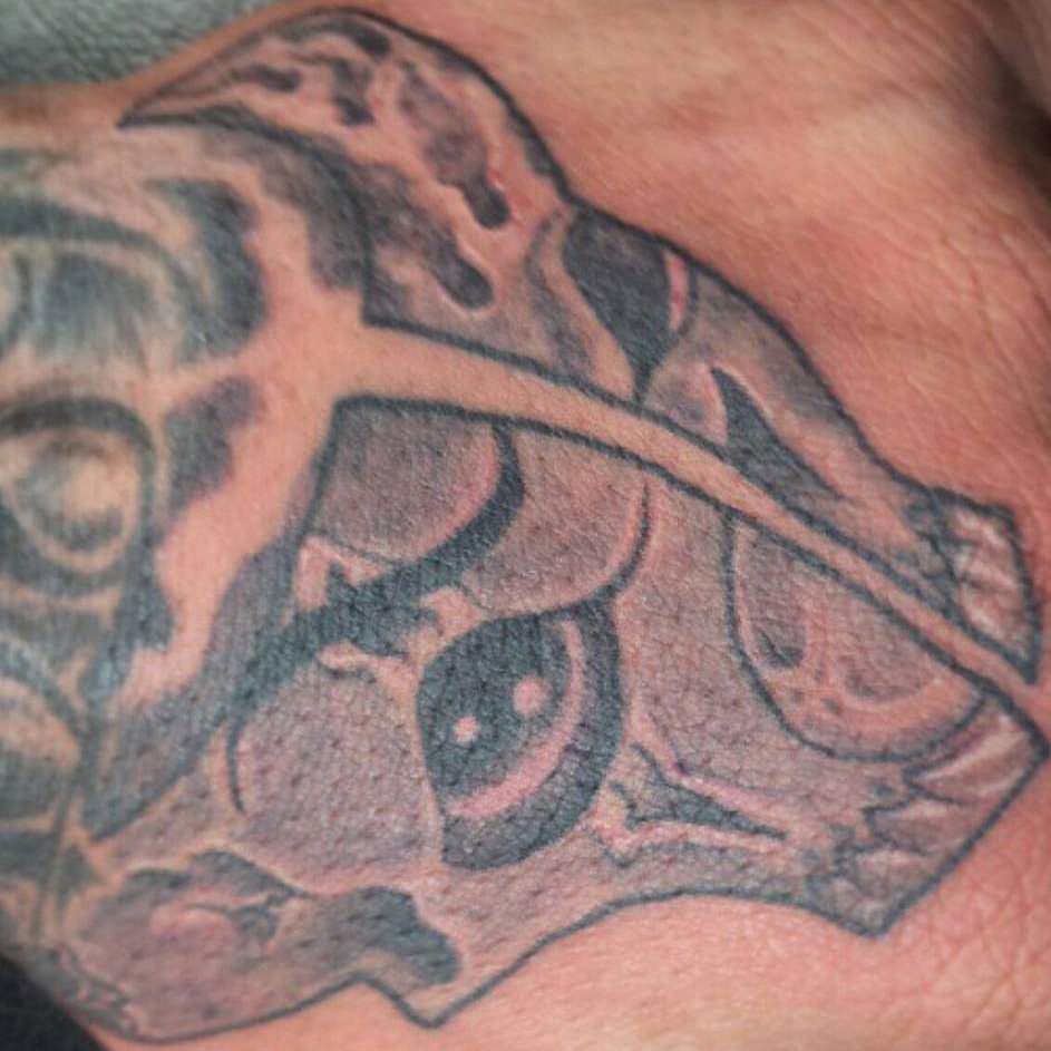 inkedup_pelon's tweet image. Hit me up if you&apos;re trying to get tatted I got in house specials on my own designs of texans 3 by 3 for 50 all day everyday 8323624627 text only  #inkeeze #peloninkedup #houstontattooshop #houstontattoos