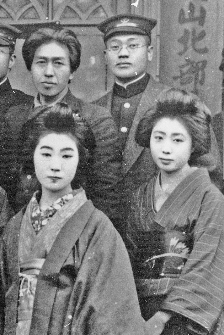 西陣織　田中伝　バティック × 爬虫類　正絹　半幅帯【早い者勝ち】 Amazon.co.jp: 西陣織 田中伝 バティック × 爬虫類 正絹 半幅帯早い者