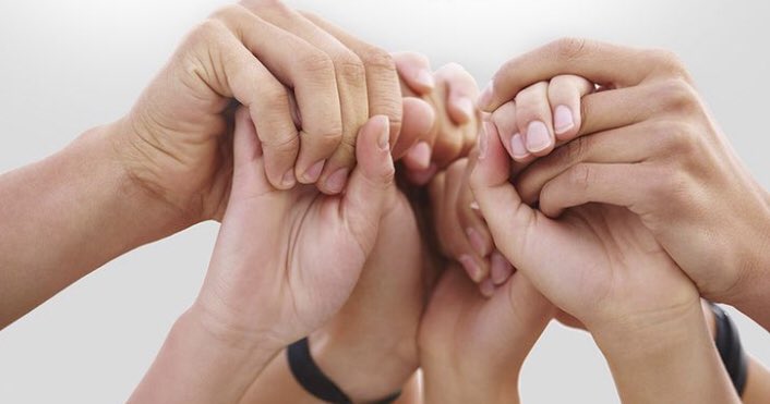 Помочь вовлечь. Взаимная поддержка в семье. Вовлеченность персонала картинки. Дружба абстракция. Помочь вовлечь.