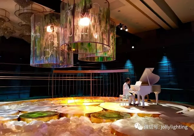 EnvyLighting's tweet photo. #ASIAN WEDDING VOGUE AWARDS #亚洲婚礼风尚盛典
\\\ Supported by wedding fashion, Sanya Wedding Tourism Industry Association, MGM Resort Sanya. The feast will be located in #Sanya, #China. 
At that time, the national elites will gather in Sanya to share this industry event.💗 https://t.co/g2oVKFdC1p