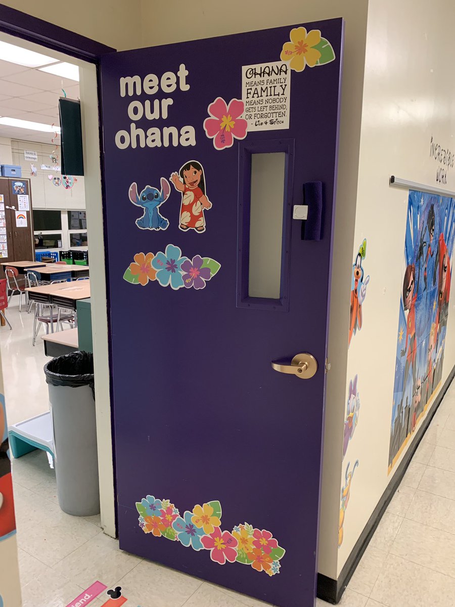 kmirtQV20's tweet image. I’m ready to meet my new first grade ohana! #newschoolyear #disneytheme