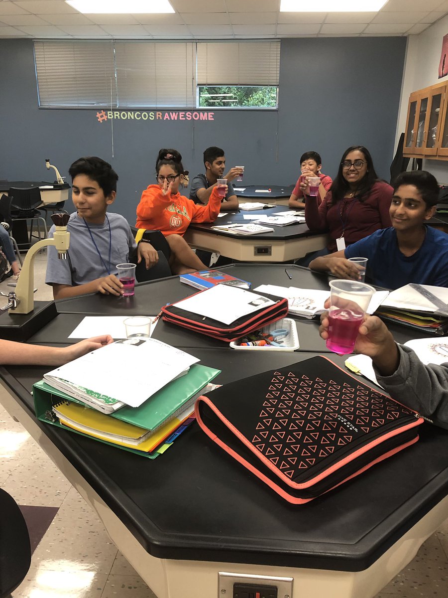 JohnsonScience's tweet image. Exploring how fast (and easily) viruses spread. Did your cup turn pink or were you clear from contracting Ebola?  #HMSscience  #proudtobeabronco #scienceisfun