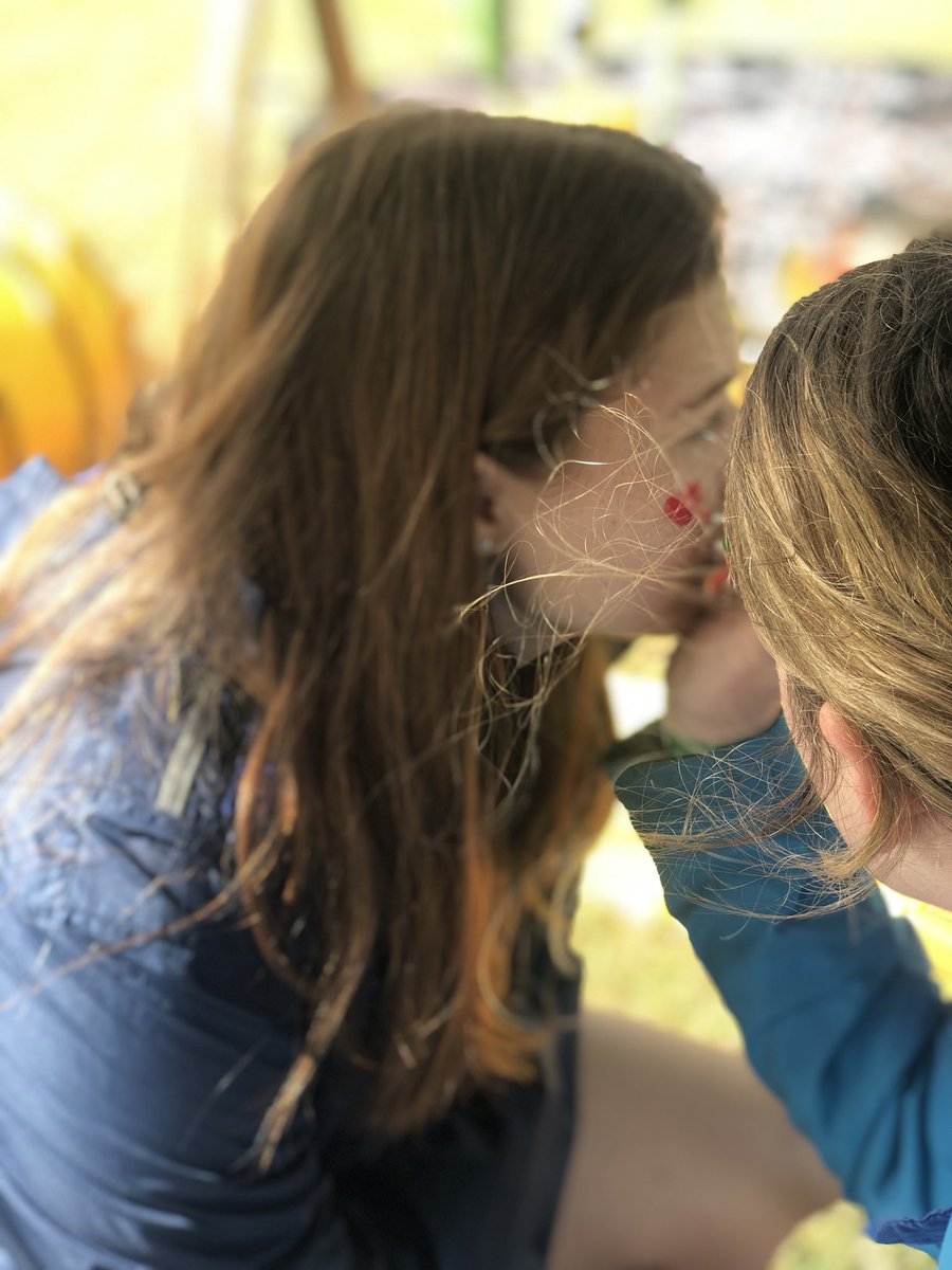 #WeMarists Practicing our face painting skills before the #mullewa Agricultural Show kicks into full swing! <a href="/Dan_Lynch1/">Daniel Lynch</a> <a href="/Genna_Spads/">Genna Spadaccini</a> <a href="/NewmanCollegeWA/">Newman College</a> #shinethroughdiscovery #challenge #collaborate #Solidarity #remar