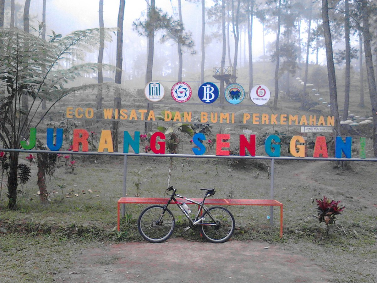 Anothet time, another chance, another energy but the sama place. Rebuild by sunjayaonthel.
#polygonindonesia
#seputarsendang
#exploretulungagung
#buperjurangsenggani
#sunjayaonthel