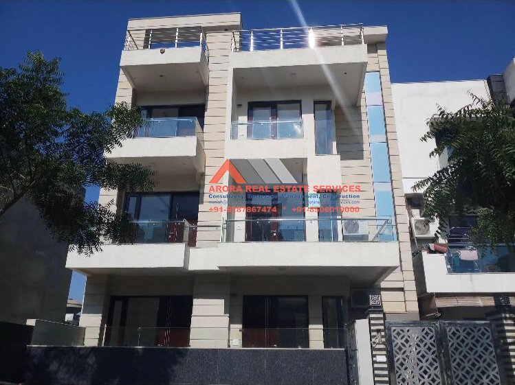 Manish_Ares's tweet photo. #Available_For_Sale
#Aaron_Ville, Sector 48 #Gurgaon
#3BHK Builder Floor, #Semi_Furnished
260 SQ.Yd.
2 #Car_Parking
Wood Work / #Modular_Kitchen / 4 AC
Buy #Property / #House / #Penthouse /#villa / #Builder_Floor / #Apartment at #prime #location in #Gurugram
Manish - 8287867474 https://t.co/Z3XUizoVbr