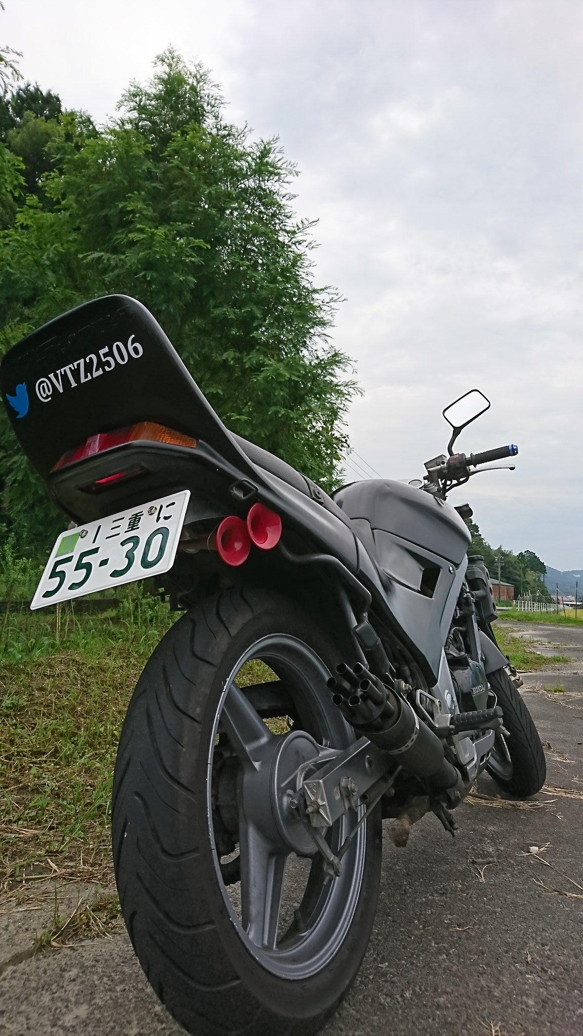 ゆうちゃんVTZ250 バイク垢 (@VTZ2506) / X ゆうちゃんVTZ250 バイク垢 (@VTZ2506) / X