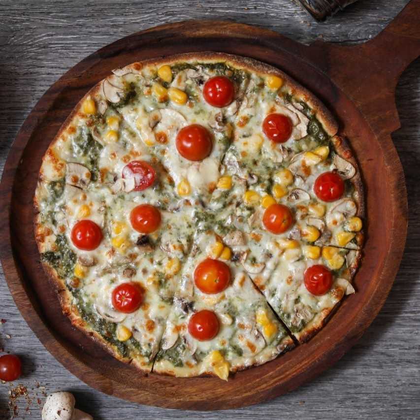 officialnirulas's tweet photo. Love pizzas? Have our exotic thin-crust pizzas loaded with the goodness of cheese and cherry tomatoes. ๐๐๐
#pizza #cheese #pizzacheese #thincrust #nirulasicecreams #nirulasrestaurant #nirulasggn #nirulasdelhi #nirulas #icecream #italian #italianfood https://t.co/hmKaUQpaHj