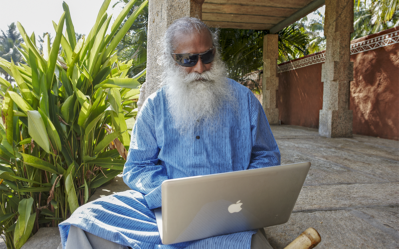 SadhguruJV's tweet photo. If every aspect of your life becomes a process of growth, then you are in yoga. #SadhguruQuotes https://t.co/Bp2v8aSKkO