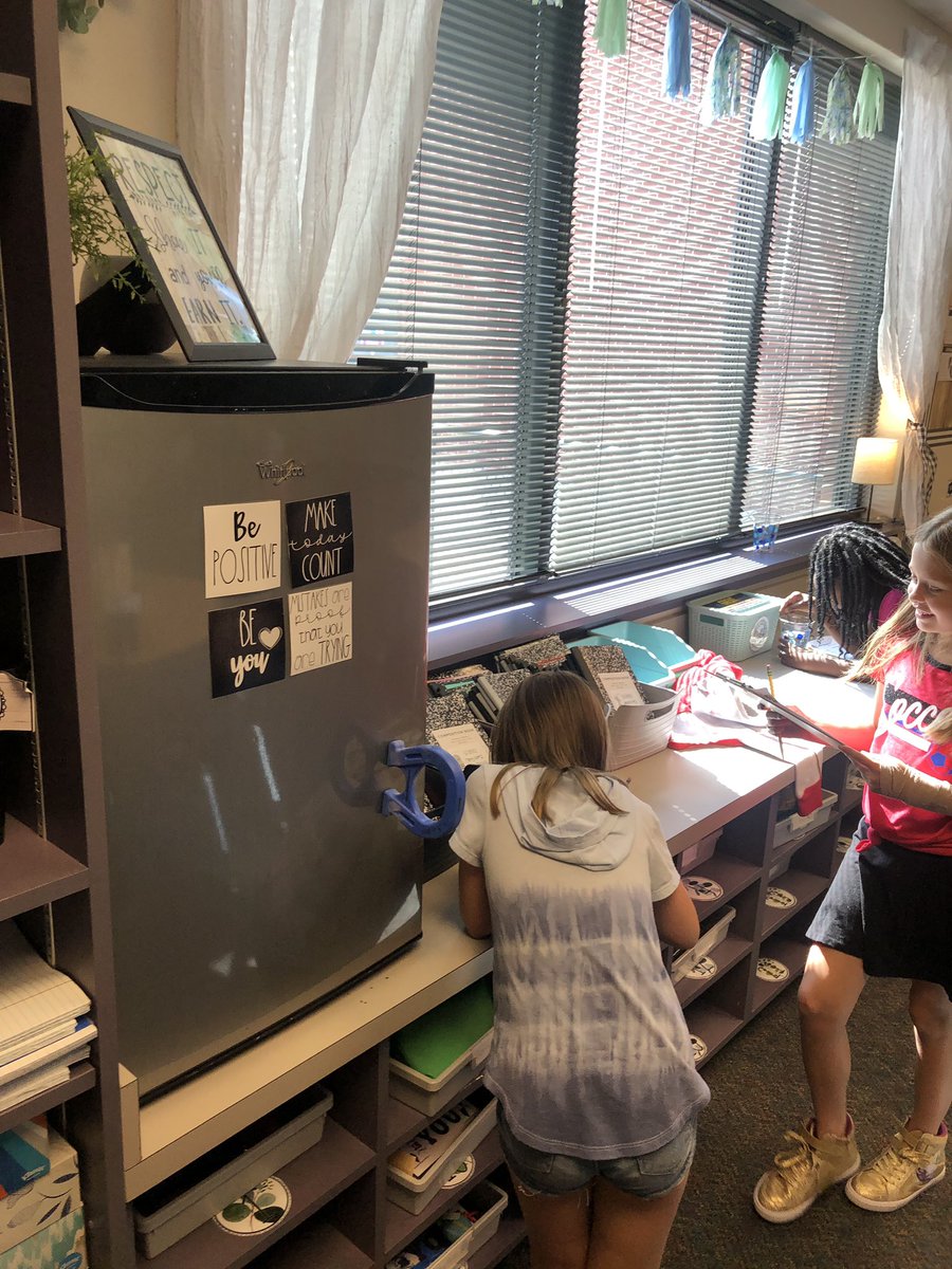 TeachKoch's tweet photo. Measuring, testing and recording physical properties matter! Explored temperature and magnetism today. @ElliottLearners #OurFISDStory https://t.co/vxSG2uI2aI
