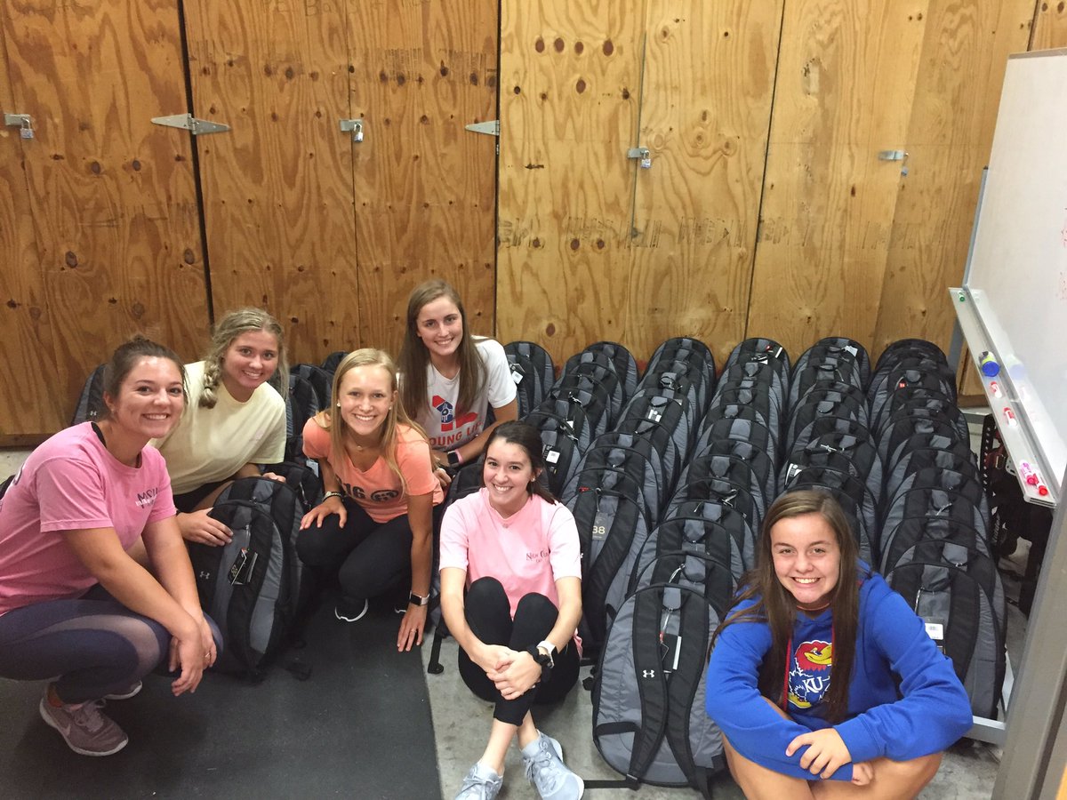 Coach5fur's tweet photo. Big thanks to the best ADVANCED assembly group. Got the team all packed and organized for game week. @payyhendershot @grace_davis_ @bbontrager7 @alexa_davison00 @britwessley @hayley_bowles02
#advancedstudents https://t.co/LZWlzd05Qr