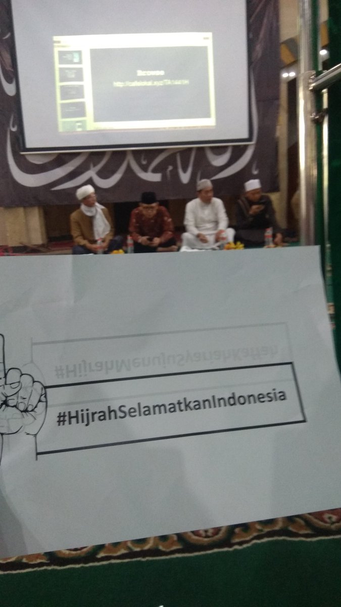 Ardhana_29's tweet photo. Ojo nunda - nunda, ora usah nunggu sesok nek wis dadi apik. Dan mumpung masih ada waktu dan kesempatan
#HijrahMenujuSyariahKaffah #HijrahMenujuSyariahKaffah #TinggalkanLiberalismeLawanKomunisme #WeAreTheWorldKHILAFAH #DQEB https://t.co/YfjPQXONTt