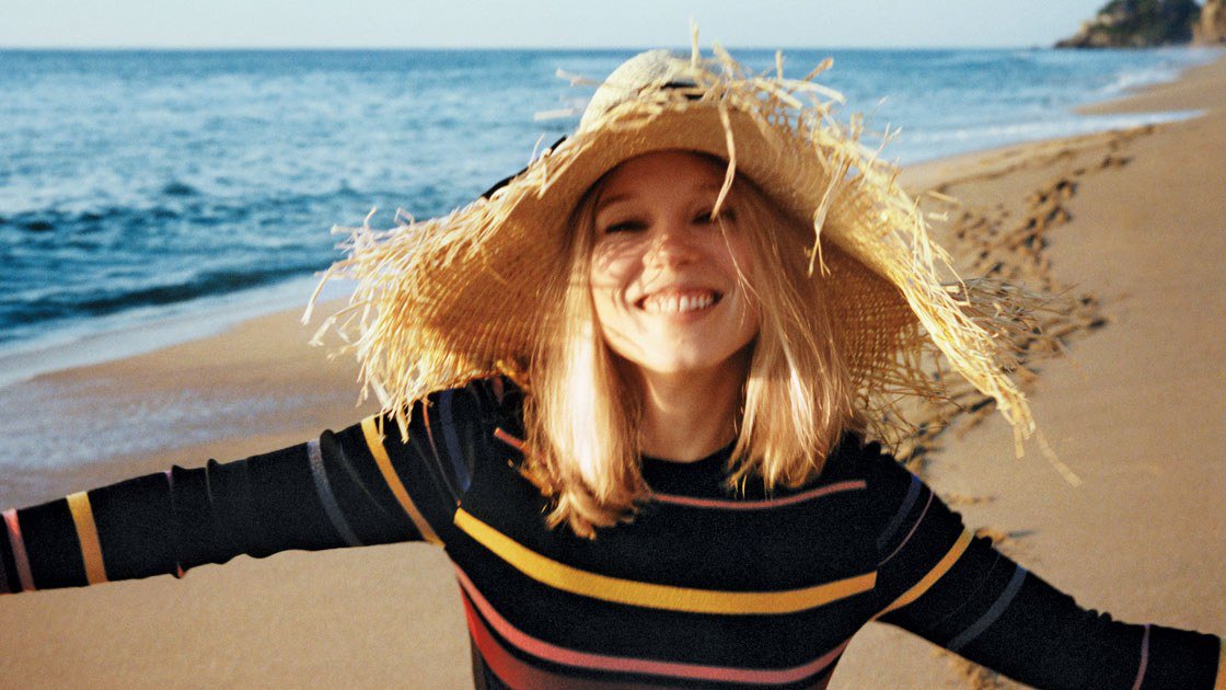 There's one packing essential you may miss for your Labor Day weekend trip– a carefully considered gift for the sweet hostess offering you a getaway. 
vogue.cm/ehqDbGF