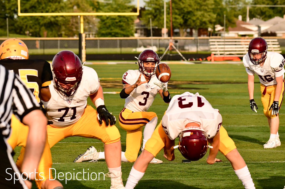 SDepiction's tweet photo. .@LAFootballAC The Rambler Sophomores were Victorious over St. Laurence tonight, 39-0!!! What a FANTASTIC way to start the 2019 season. @dannycollins24 @phay2326 @LoyolaAcademy @LAGoRamblers #FutureLAVarsity #GoRamblers #RamblersRule https://t.co/magZMi8VUZ