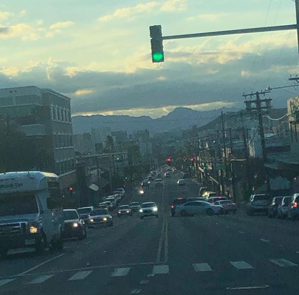 HistoricHawaii's tweet image. Did you know Kaimuki was once home to an ostrich farm, Kaimuki Hill was used as a signal station and nicknamed "telegraph hill" &amp;amp; that the building of the H-1 Freeway which diverted commuters from Kaimuki's main street may have also been what saved it? bit.ly/2MNrXMt