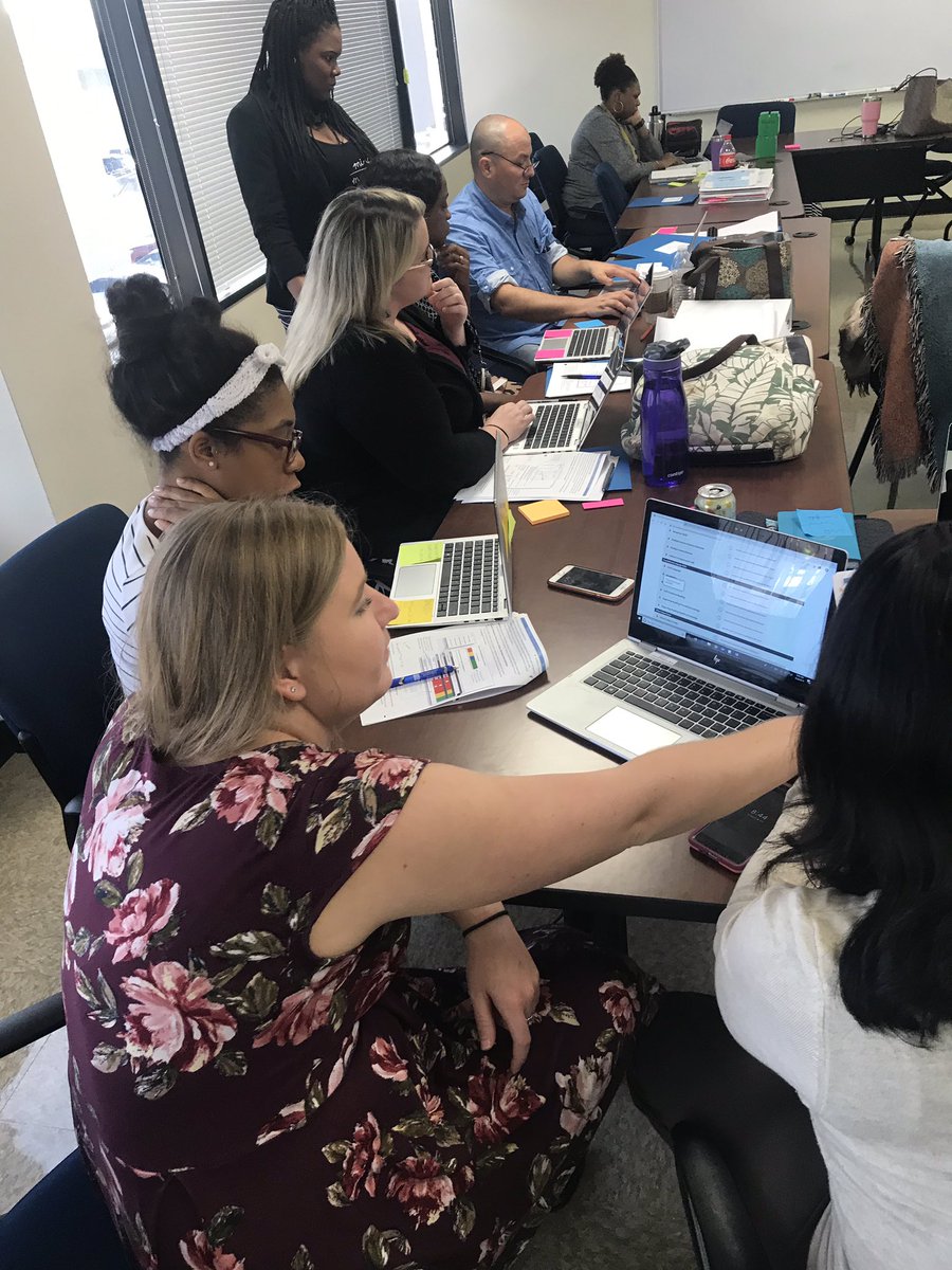 DrAliciaMartin's tweet image. @demetriaw1913 and I kicked off the first Friday PD/Training for DDISs —&amp;gt; Know Your Students via @RenLearnUS Ren360 Data Protocol📊📚 #universalscreen #tiers #smallgroup #GameOn #intervention #DataRichYear #DDIinAction @HISD_Assessment