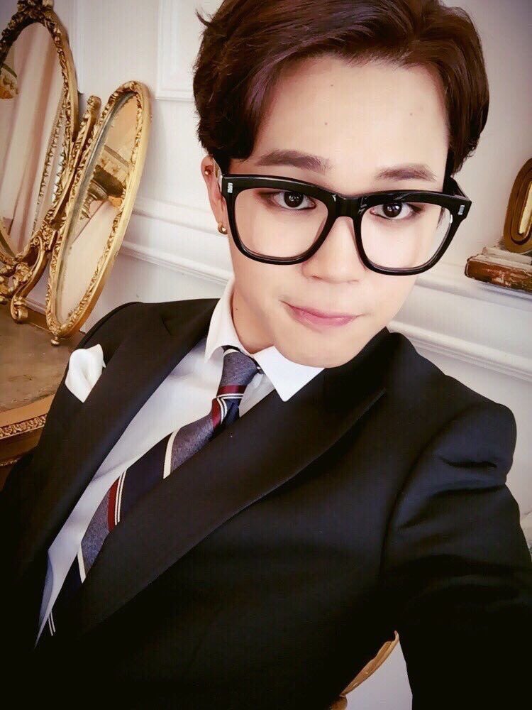 gharmxl95's tweet photo. Help for cleaning searches  RT 
Jimin cute
Jimin cool
Jimin angel
Jimin best
Jimin voice
Jimin dance
Jimin king
Jimin soft
#Jimin #bts #jimincute #jimincool
@BTS_twt https://t.co/kJAgaDOtvS