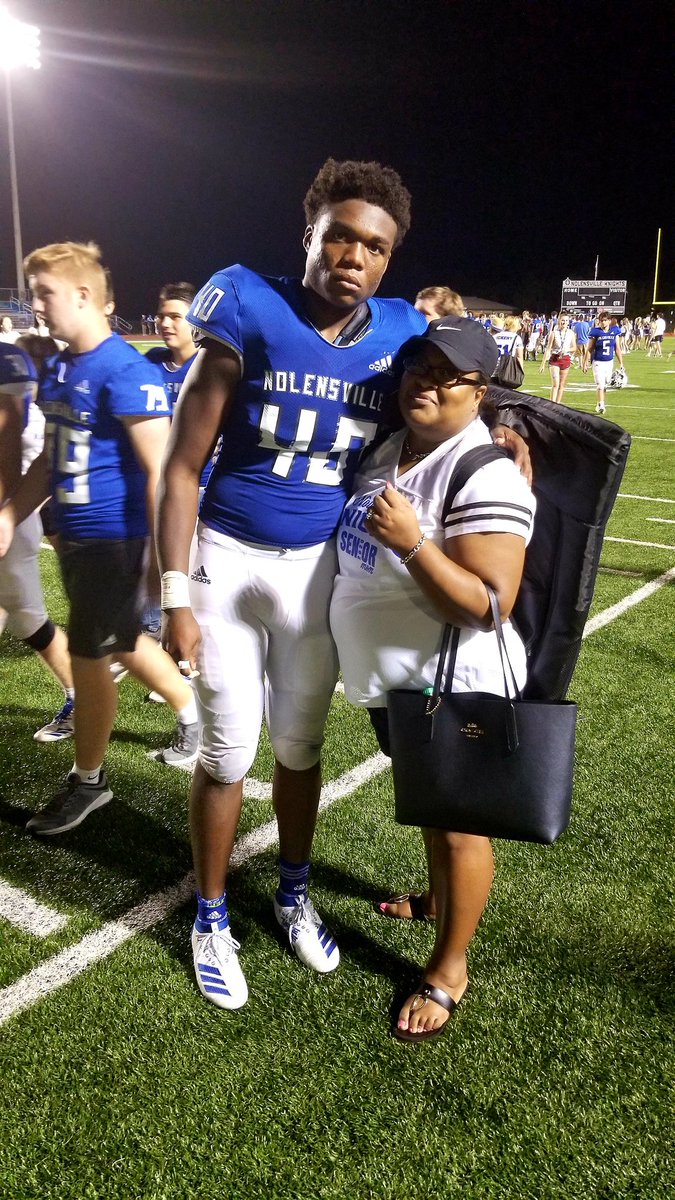 WareInsAgency's tweet photo. The Knights Train is rolling!!! 2-0.. 32-14 win.. @cjware58 several QB Hurries, tackles and one sack! God, Family and Football! #fridaynightlights #footballfam #inpursuit #thefirstofmany #supporttheprogram #elite #npa #uknighted #whenuball https://t.co/QHtcFVS1U2