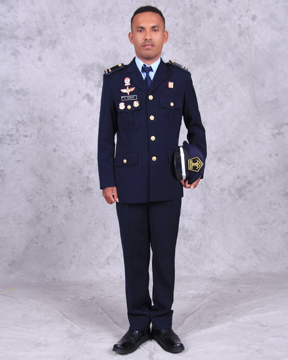 vicenzso's tweet image. Hanya kamu yg tau kelebihan anda , Lakukan saja walupun orang menganggap kamu tidak bisa ..