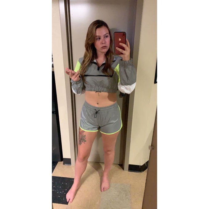 This fit go HARD as fuck.👀🔥🤷&zwj;♀️ #Lit #Tbh #Snapchat https://t.co/xhnmZdKXyi<a href="/tag/lit"class="tags">#Lit</a><a href="/tag/tbh"class="tags">#Tbh</a><a href="/tag/snapchat"class="tags">#Snapchat</a>