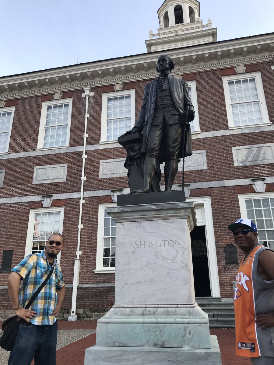 SMRTesports's tweet photo. Team #SoSMRT getting their learning on in Philly for #SummerJam13 #SMRT weekend! https://t.co/yCZBYtfT0n