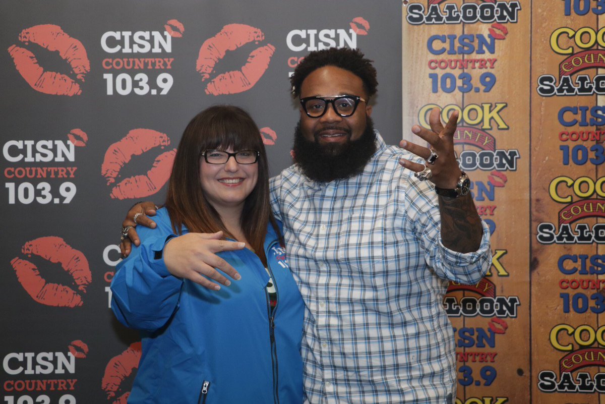 RadioAndrea's tweet photo. When you try to act like one of the cool kids and epically fail. Please just pretend I look as cool as @blancobrown. #yeg #blancobrown #thegitup #CookCounty #cookcountysaloon https://t.co/rhZPmc0PFi