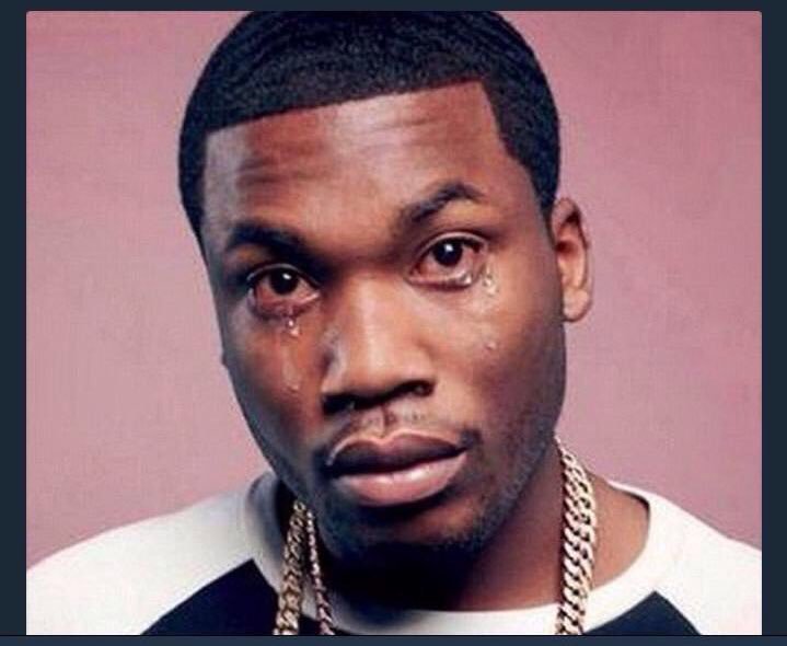 uGawozi's tweet image. Nothing Hurts Morethan Being At The Age Where You Want To Help Your Family Out But You're Not Yet Financially Capable.😢