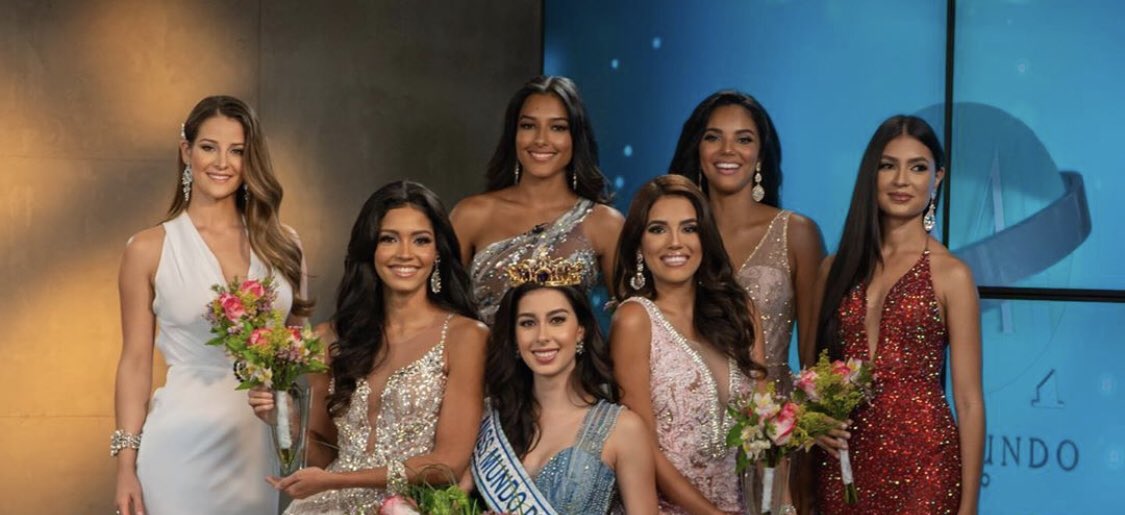 tiodelasreinas's tweet photo. La espectacular @Daniellarl1 es la nueva @missmundo_pr 2019
En @ABC5PR se celebró la coronación donde estuvieron presentes @stephdvd_ @MissWorldLtd 2016 & @WilneliaForsyth #MW1975
#MissMundoPR #MMPR2019 #MissWorld #MissWorld2019 #PuertoRico #ElTiodeLasReinas https://t.co/KMm25QKMVq