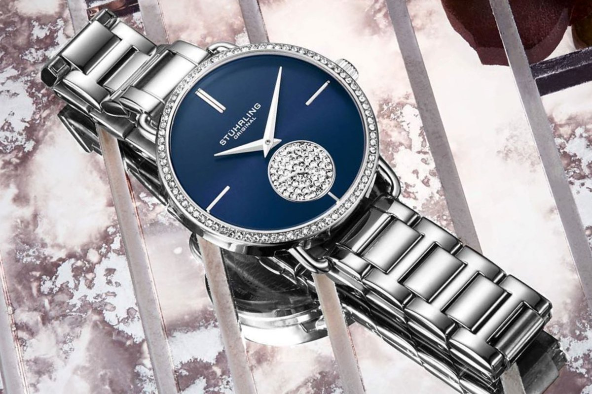 StuhrlingIndia's tweet photo. Celestia 897 Quartz 42mm Classic
Transcend every day with the Celestia, the stunning timepiece that brings a universe to your wrist. https://t.co/h5vrpZ3xxW