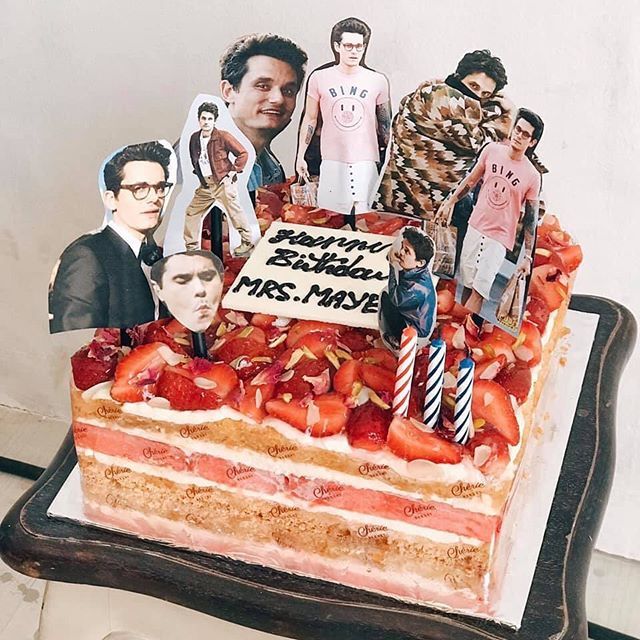 Twitter 上的 John Mayer USA:"“I loveee my friends who got me this watermelon cake filled with JM on my birthday earlier this August. I bet any of ur friends have done the