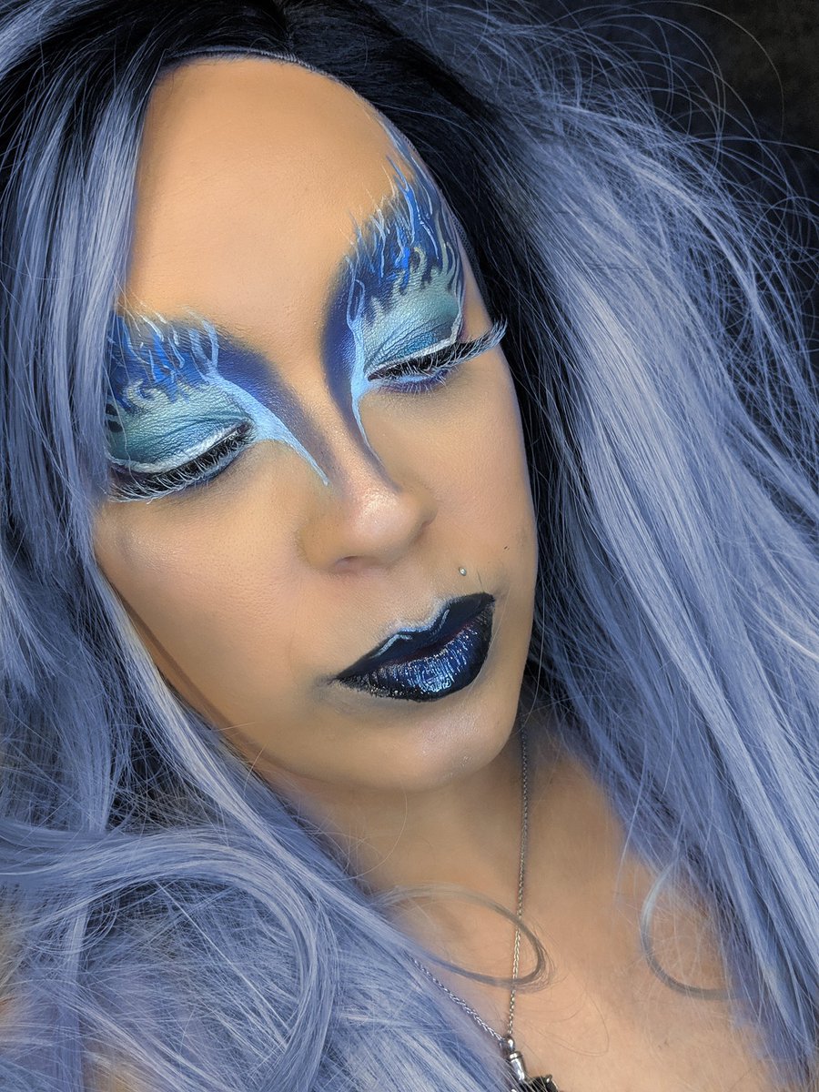 dredful_beauty's tweet photo. Hades inspired look tonight!!! #disney #hedes #hurcules #makeup #newatthis https://t.co/J8QYNkHR6B