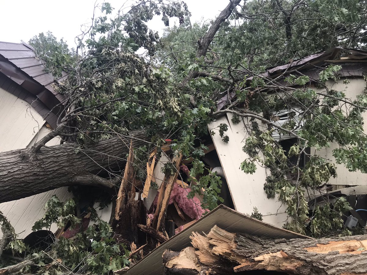 🚨🚨Special Place Alert 🚨🚨   Coach Douglas’ parents and their community were hit by tornado this week and <a href="/IchabodBSB/">Washburn Baseball</a>, <a href="/ichabodpower/">David Trupp</a>, <a href="/IchabodSB/">Washburn Softball</a>, <a href="/IchabodWSOC/">Washburn Soccer</a>, and <a href="/IchabodAT/">Washburn AT</a> came through huge! Can’t express in words how special of a place Washburn is! #GoBods #BodsRemember