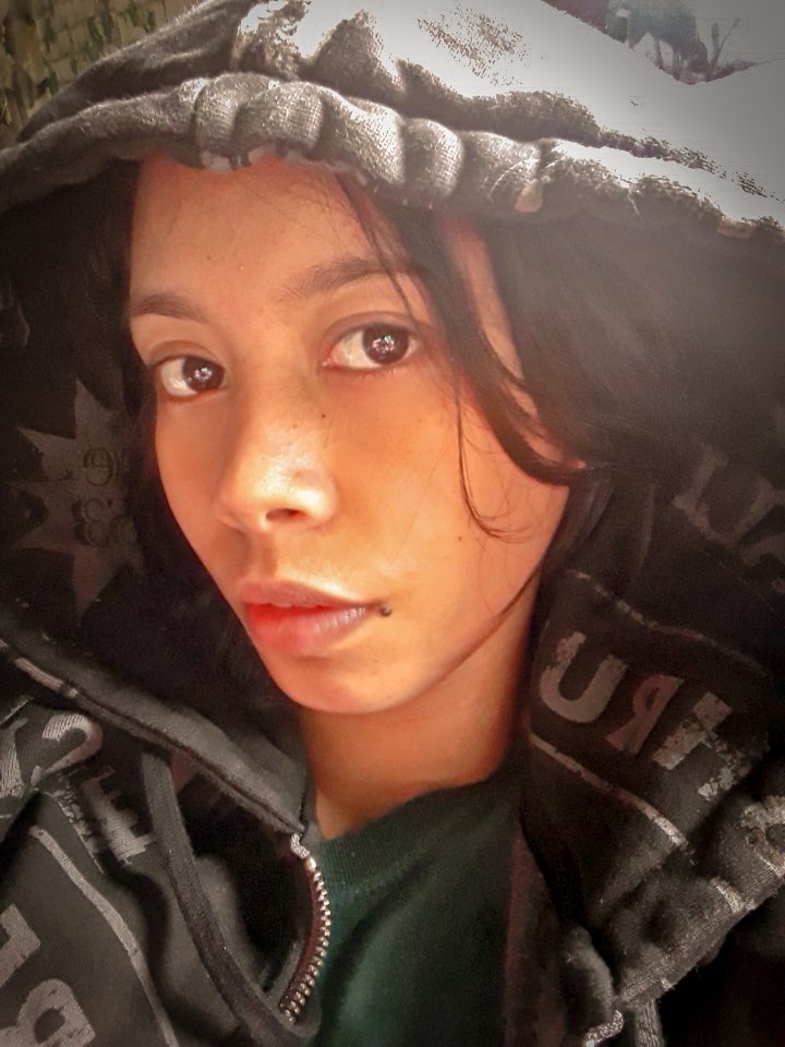 s_aluyen's tweet image. When rainy season hits you 😂 
#jacketislife