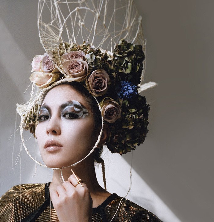 archivesBoA's tweet photo. Rihanna and Beyonce in 2018 while Queen BoA had served this floral head crown looks back in 2010 https://t.co/6MeMU2nTiT