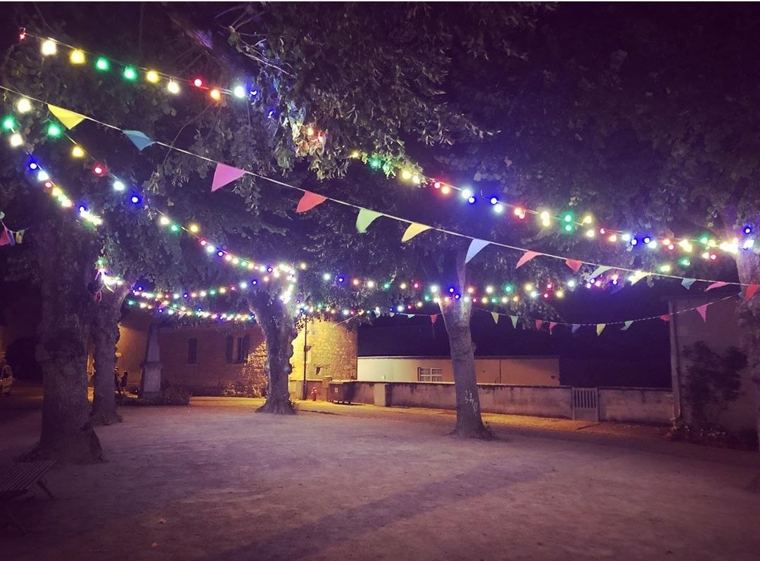 Clap de fin pour la première édition de #PardelàlesVillagesenAnjou qui a connu un joli succès avec 5250 spectateurs. Merci à tout ceux qui ont participé à cette réussite. #otals #pdlv #jaimelanjou