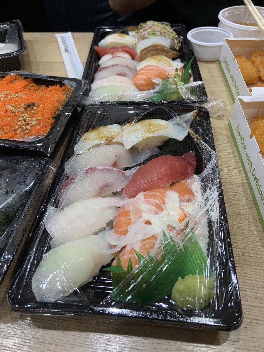 ATEEZofficial's tweet image. [#여상] 헤헤헤헿 홍중이형 짱이다👍
공약 지킨 홍중이형!
#ATEEZ #에이티즈