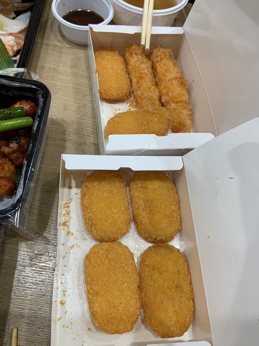 ATEEZofficial's tweet image. [#여상] 헤헤헤헿 홍중이형 짱이다👍
공약 지킨 홍중이형!
#ATEEZ #에이티즈