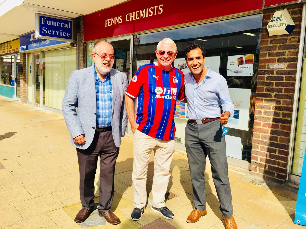 Held regular MP Street Surgery in Parkwood with local Councillors Roger Barrett,Gary Hackwell and Nusrat Ahmed. As always great to hear local residents views on all matters and take up issues on their behalf.
