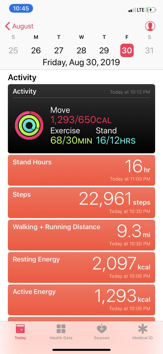 CarmellaCofC's tweet photo. Remember to get out and do something healthy for your body! Just going for a 20 minute walk a day can help you clear your mind to refocus as well as get your heart pumping! @fit2Bsmart  #cofcfit #wellness https://t.co/8dCdq7hIKT
