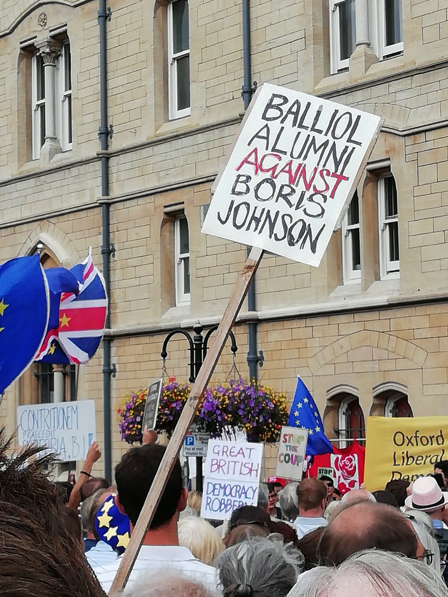 Oxfordwolf's tweet image. #stopthecoup #Prorogation #ProtestMap #Oxford protest coiming to an ends with @LaylaMoran