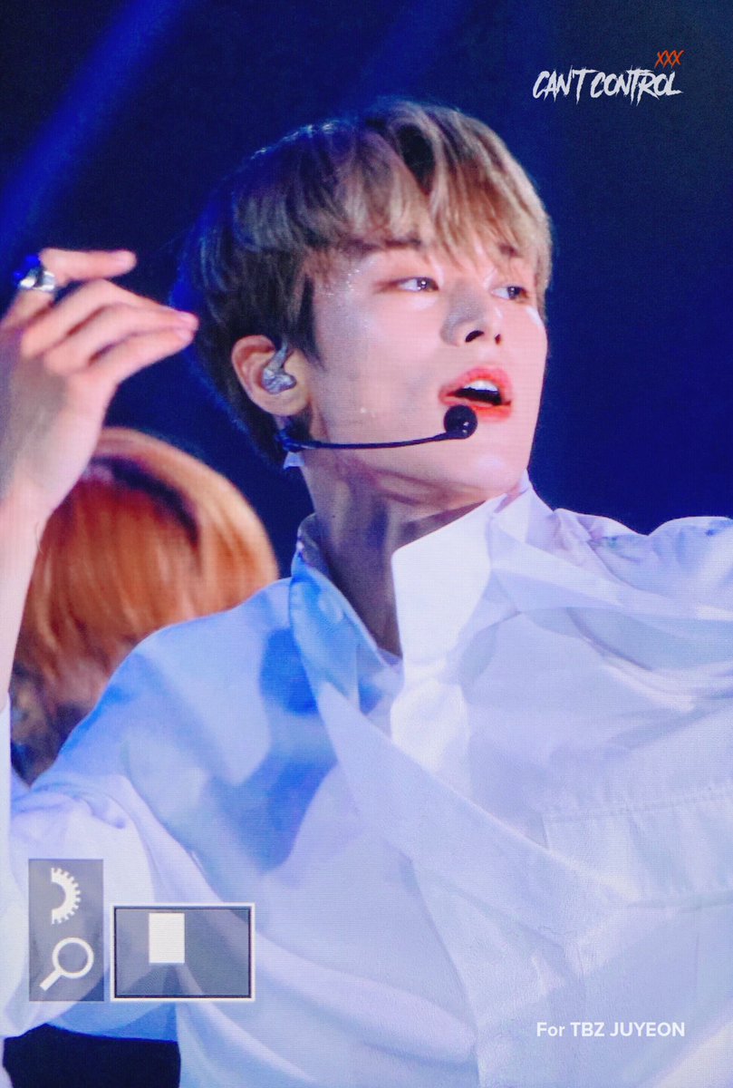 cantcontroljy's tweet image. 190831 노에어처돌이••• 절대노에어단 #THEBOYZ #더보이즈 #주연 #JUYEON #통제불능