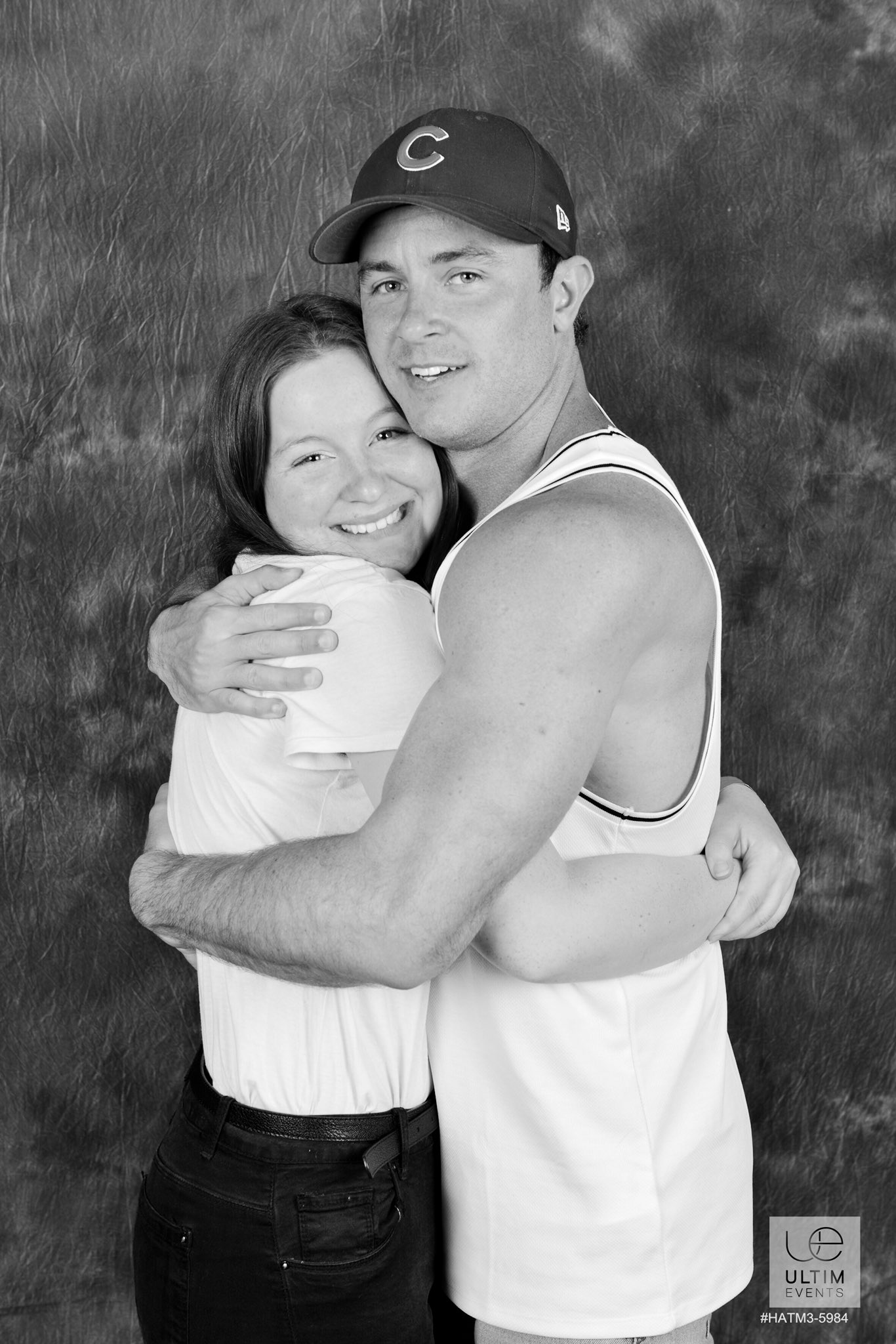 Happy birthday !!! i hope to see you soon! love you <3 
