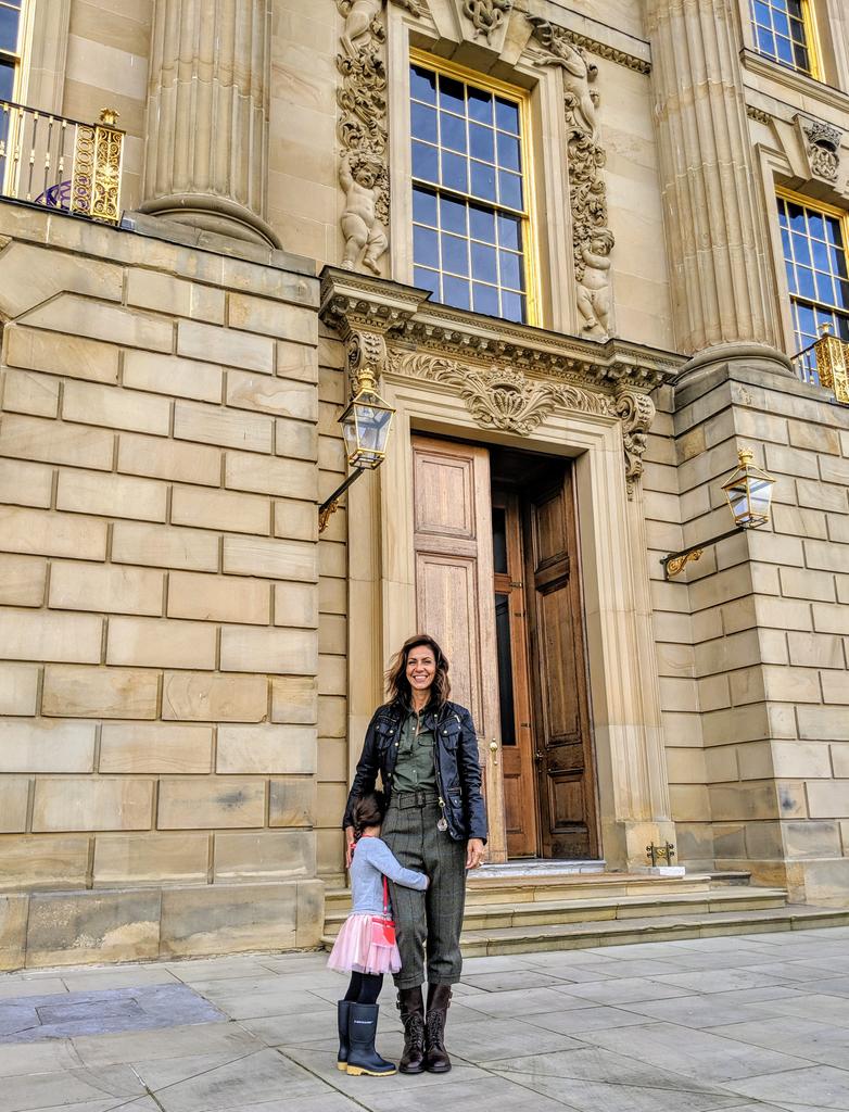 Julia Bradbury I HAVEN'T BOUGHT BLUE TICK💙 (@juliabradbury) on Twitter photo Ready for my duties as President of the Chatsworth Country Fair. Not bad digs. <a href="/ChatsworthHouse/">Chatsworth</a>
#Chatsworth #StatelyHome #NationalTreasure #CountryFair Ready for my duties as President of the Chatsworth Country Fair. Not bad digs. <a href="/ChatsworthHouse/">Chatsworth</a>
#Chatsworth #StatelyHome #NationalTreasure #CountryFair