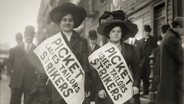 bgcoalition2020's tweet photo. When the American Federation of Labor (AFL) was founded, in 1886, it denied membership to #women. #LaborDay #Union #UnionStrong #Women #Work #Jobs #UnionActors #Actors #ALeagueOfOurOwn #StandWithUnionBackgroundArtists #DontCrossTheLine #SagAftraContract2020 #OurUnionOurContract https://t.co/lxaU3zQI3a