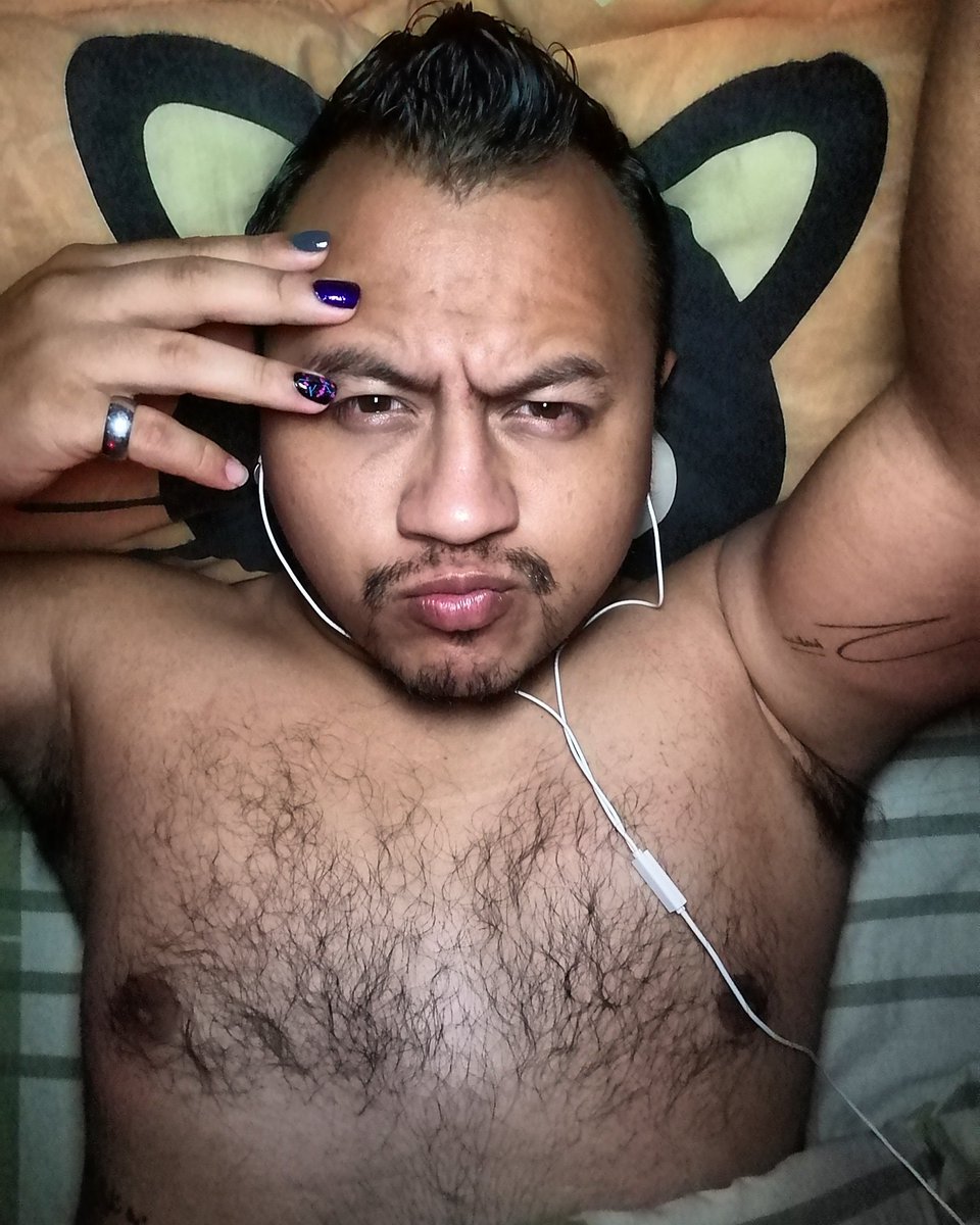 DanyDaz14's tweet photo. Sudemos el piso, te doy el permiso...
Si todos se enteran mejor!!!
Posa que posa... #cacheton #pelonchas #posaqueposa #lamasridicula #lamasinventada #jotillo #chacalillo #gatacusca #pelucheenelestuche #levantoelevento @yarimejia https://t.co/qmHDieKJCe