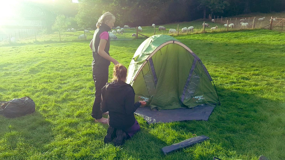 KewHouseDofE's tweet photo. Last night in camp last night. Laughs and smiles where on the menu last night! 🥳🥳 #kewhousedofe https://t.co/is5AeRadKf