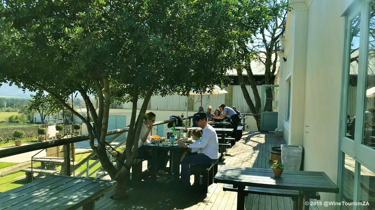 winetourismza's tweet photo. Nice day to take a drive out to #Opstal in the #SlanghoekValley. Find it here on @googlemaps : https://t.co/8JjcfI6CQ6.
#LetsGuide #LocalGuides #HermanExplore #BreedekloofWineValley #ShotLeft https://t.co/OSTQb55LpZ