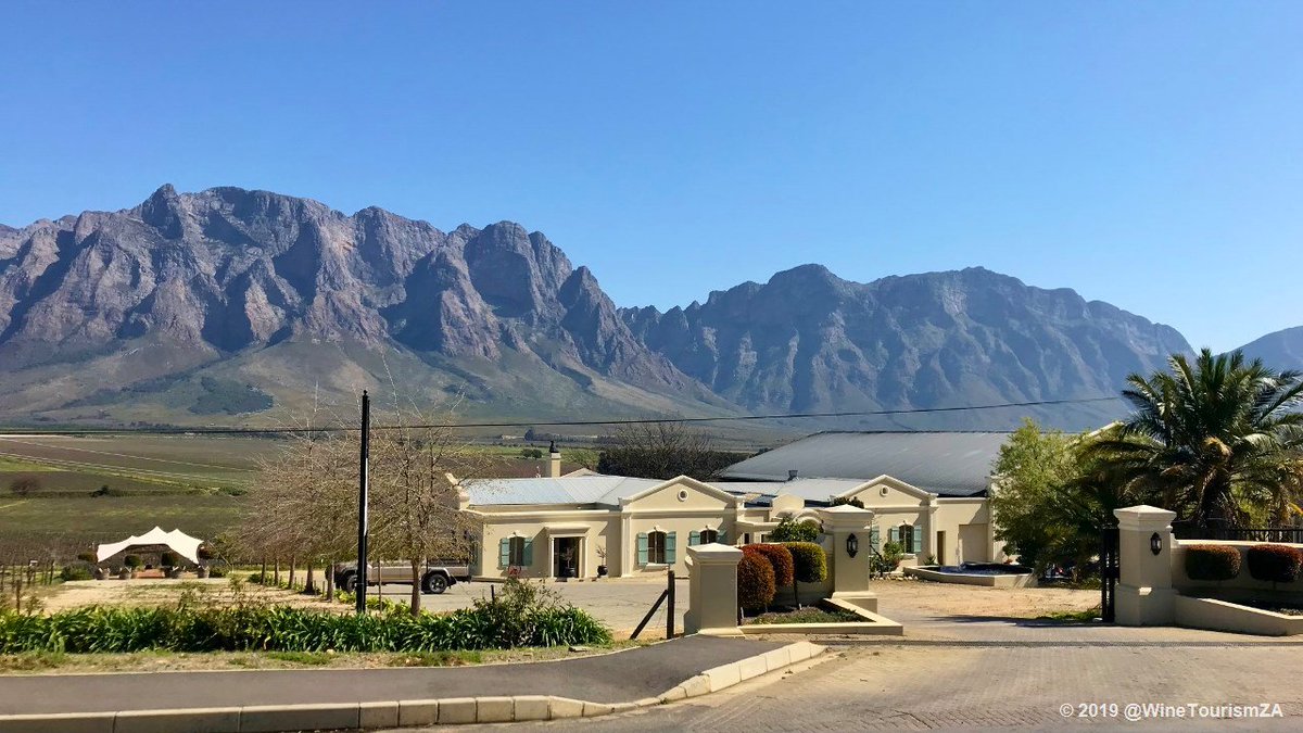 winetourismza's tweet photo. Nice day to take a drive out to #Opstal in the #SlanghoekValley. Find it here on @googlemaps : https://t.co/8JjcfI6CQ6.
#LetsGuide #LocalGuides #HermanExplore #BreedekloofWineValley #ShotLeft https://t.co/OSTQb55LpZ