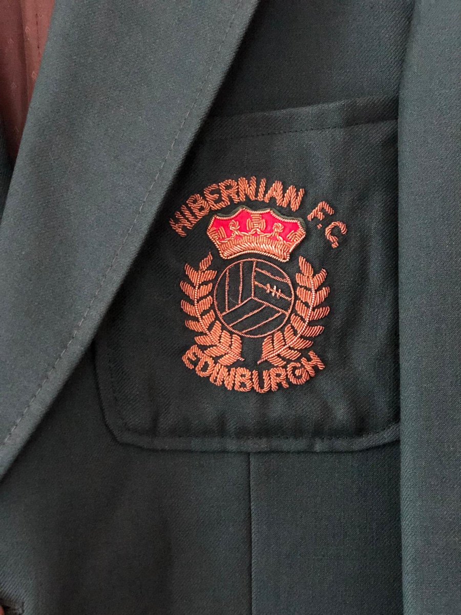 HibernianRetro tweet picture